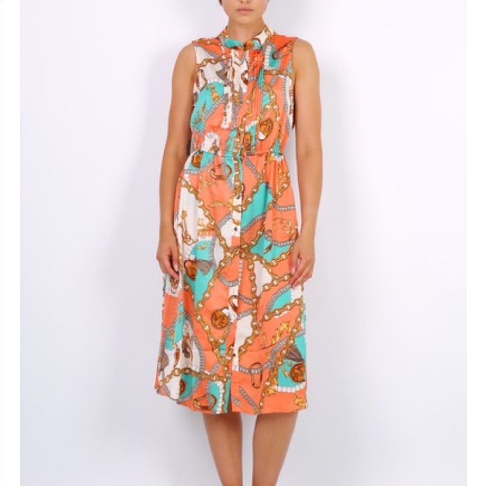 Exquiss's sleeveless button details long dress